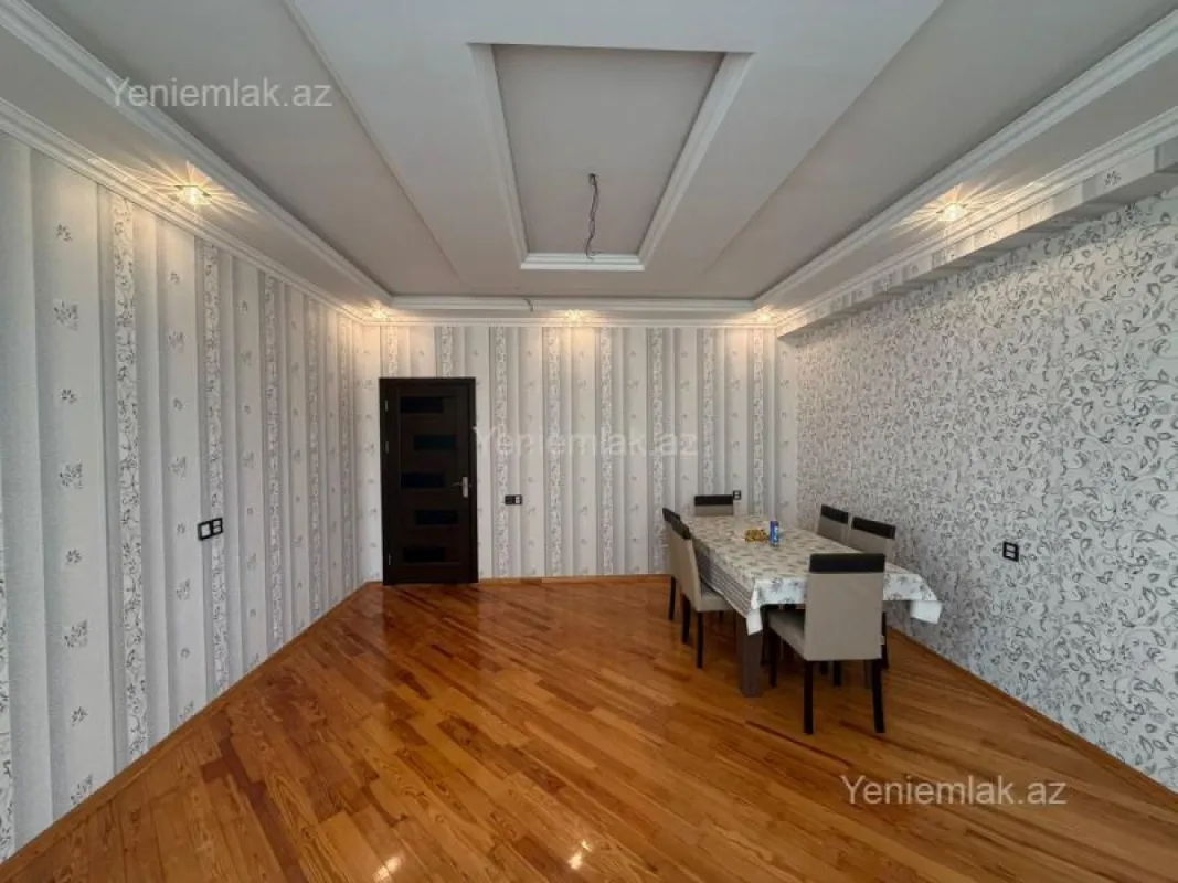 Satılır 3 otaqlı yeni tikili 75 m²