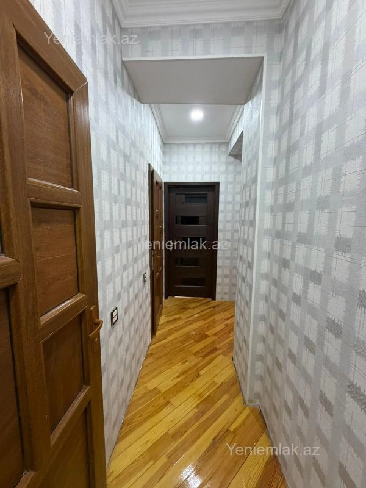 Satılır 3 otaqlı yeni tikili 75 m²