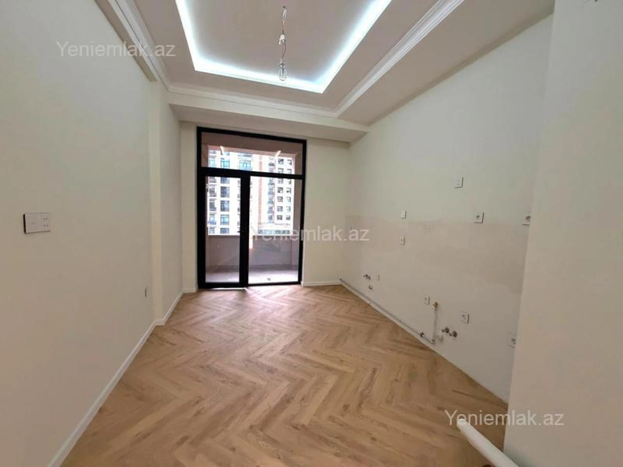 Satılır 3 otaqlı yeni tikili 121 m²