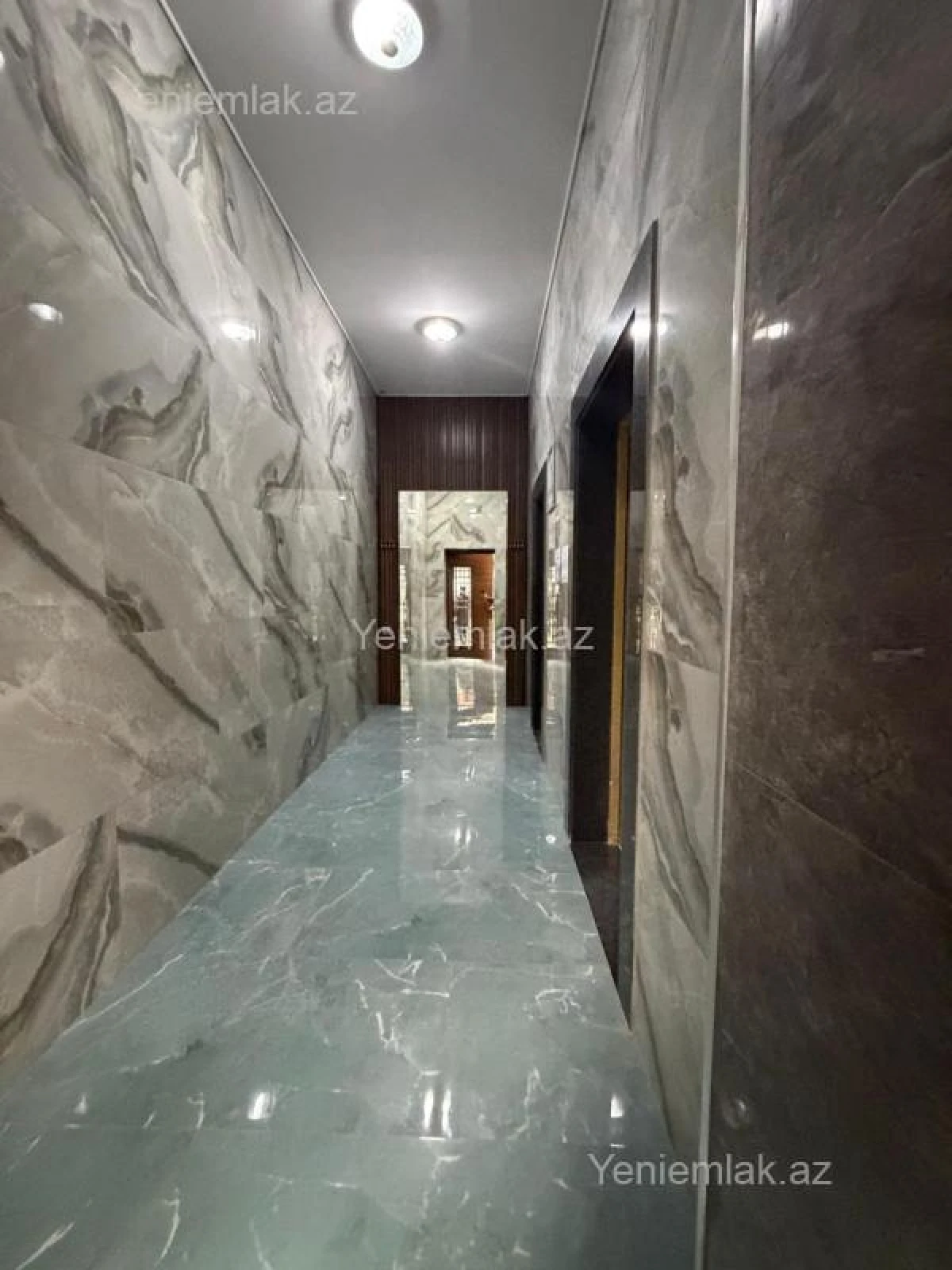 Satılır 3 otaqlı yeni tikili 121 m²