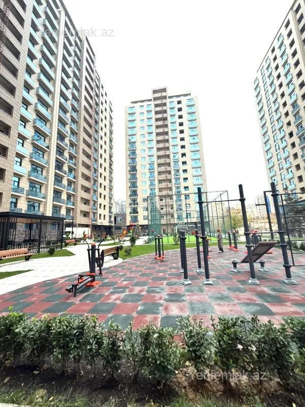 Satılır 3 otaqlı yeni tikili 121 m²