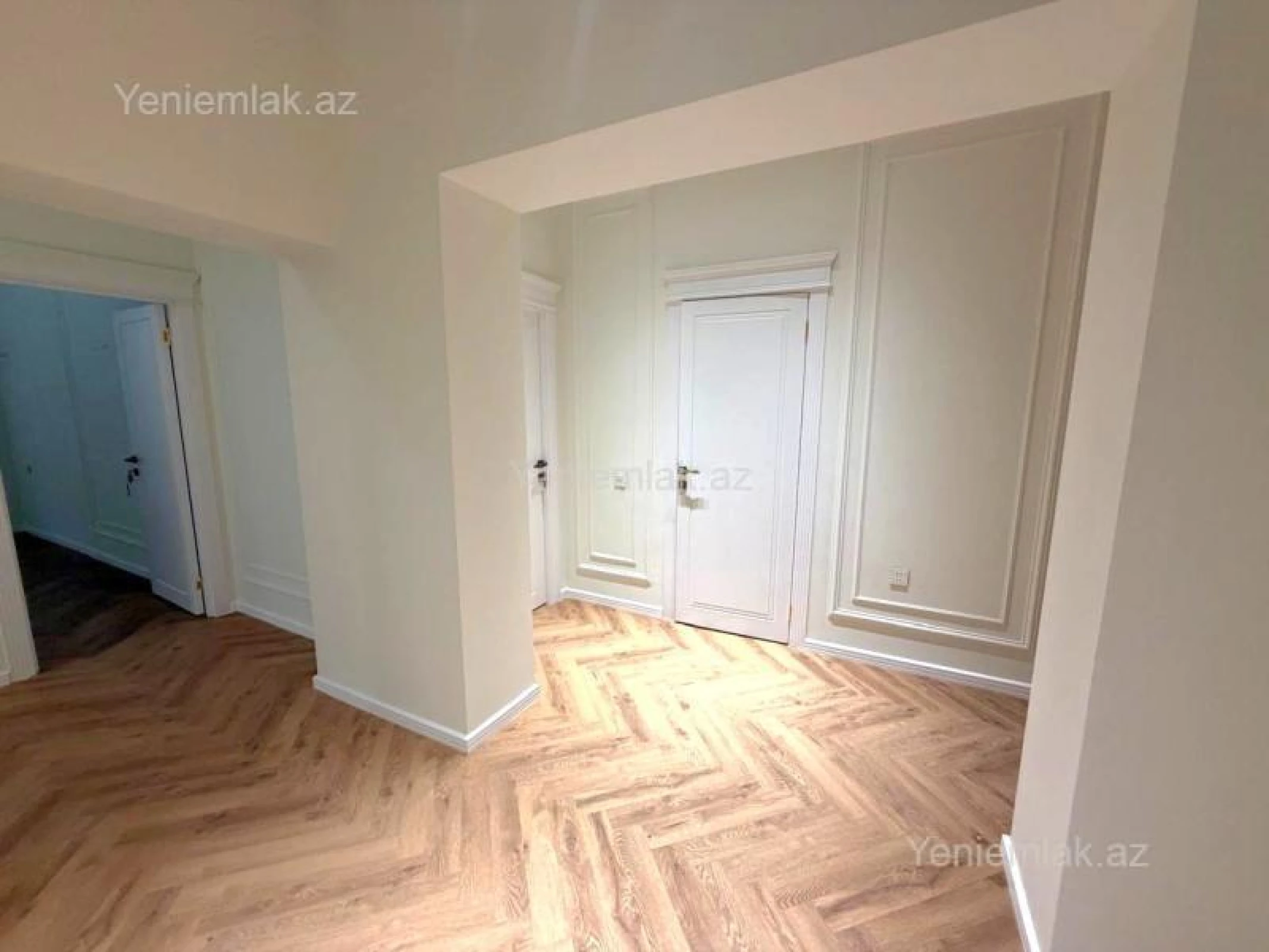 Satılır 3 otaqlı yeni tikili 121 m²