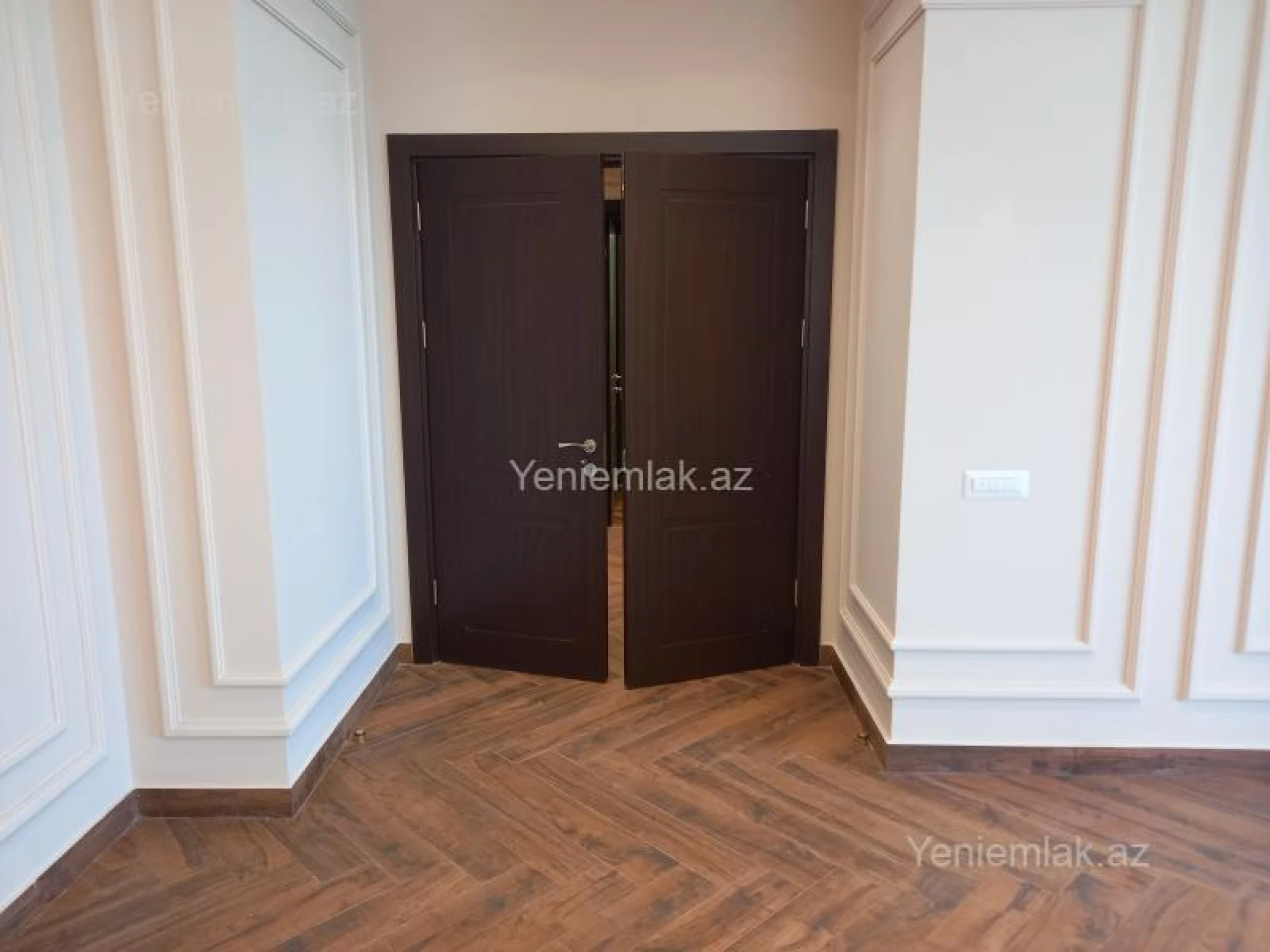Satılır 4 otaqlı yeni tikili 214 m²