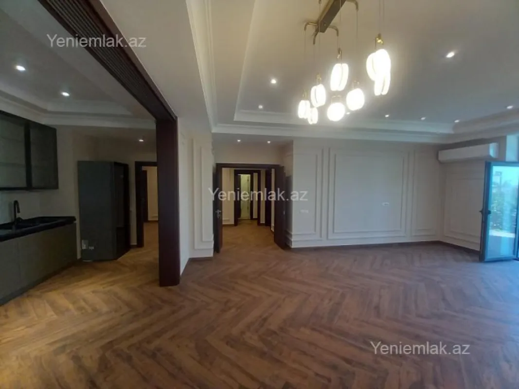 Satılır 4 otaqlı yeni tikili 214 m²
