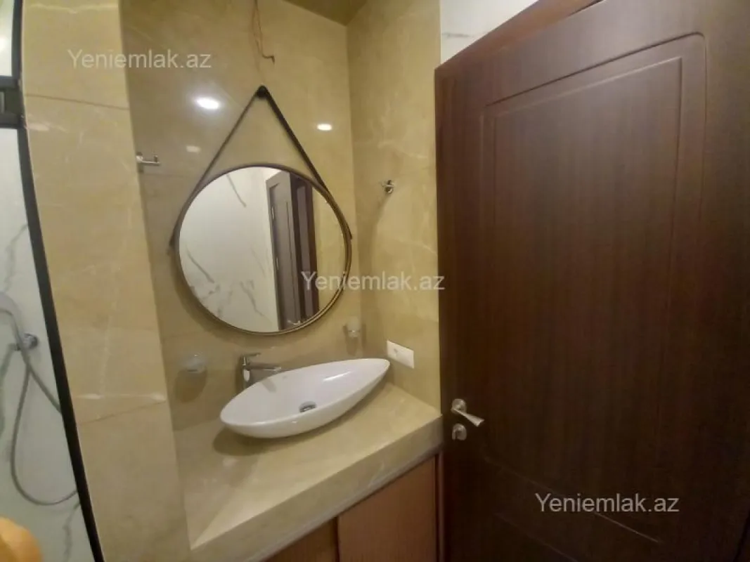 Satılır 4 otaqlı yeni tikili 214 m²