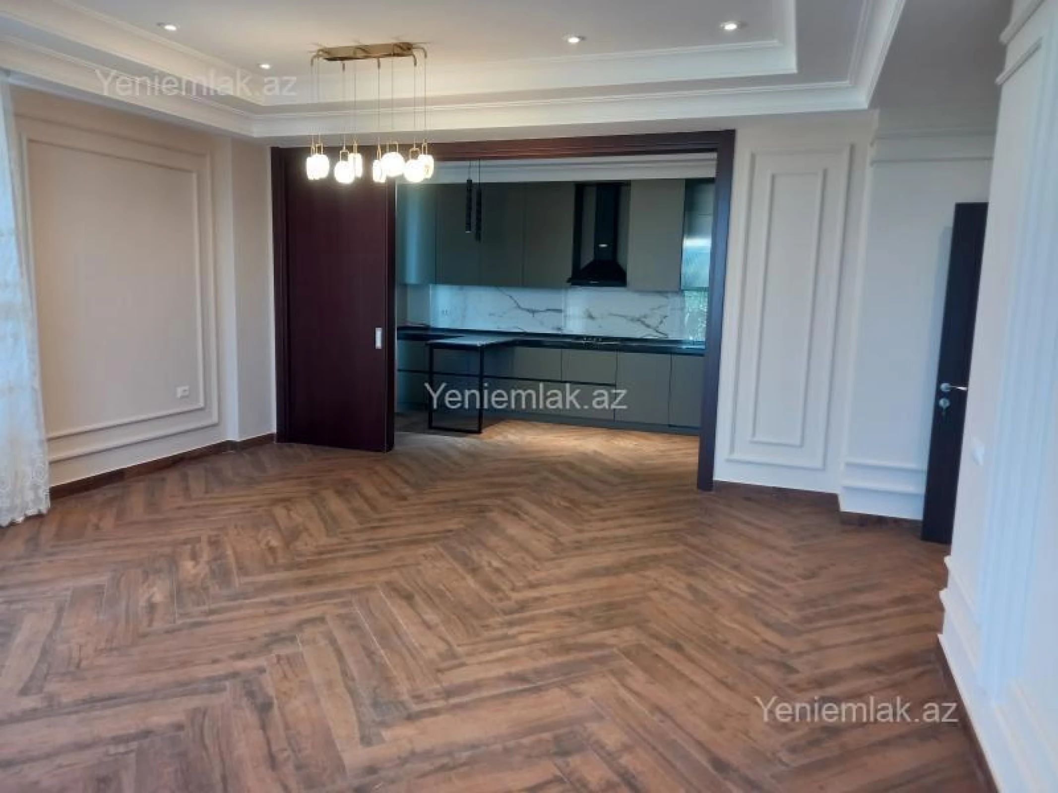Satılır 4 otaqlı yeni tikili 214 m²