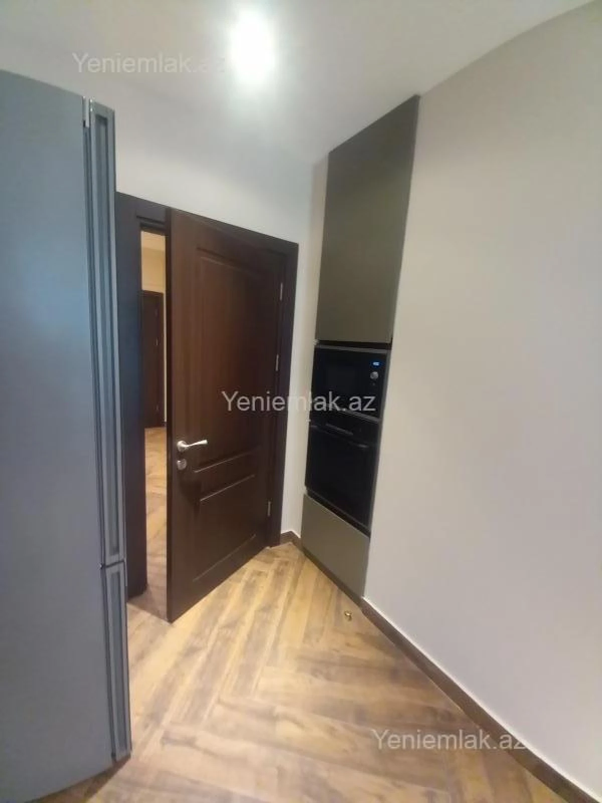 Satılır 4 otaqlı yeni tikili 214 m²
