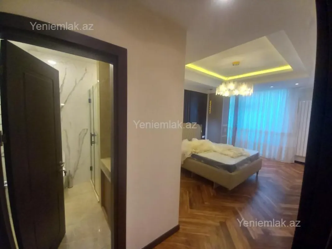 Satılır 4 otaqlı yeni tikili 214 m²