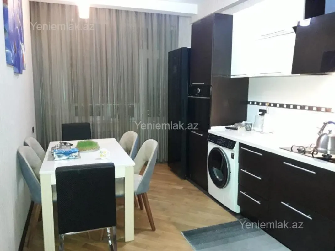 Satılır 3 otaqlı yeni tikili 85 m²