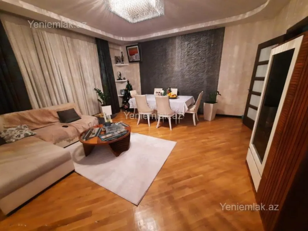Satılır 3 otaqlı yeni tikili 85 m²