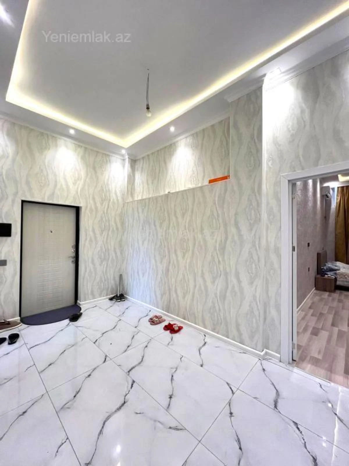 Satılır 3 otaqlı yeni tikili 95 m²