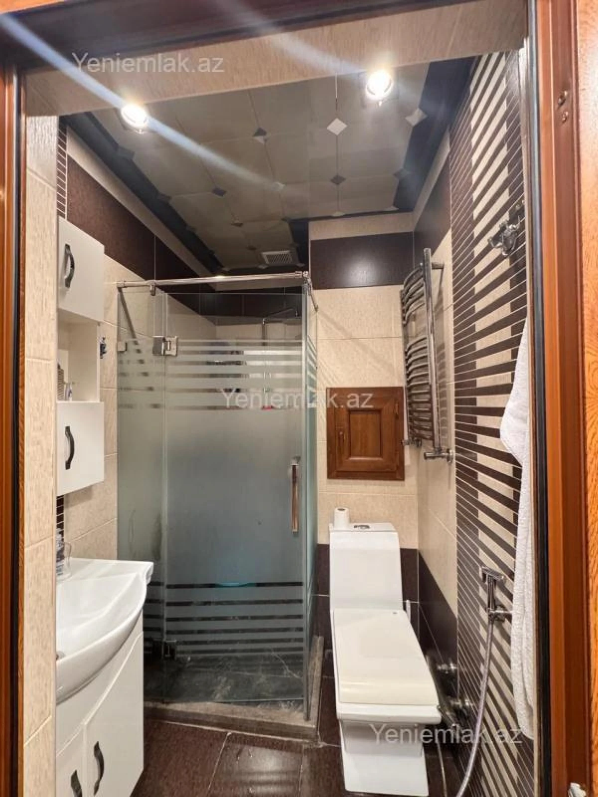 Satılır 3 otaqlı köhnə tikili 85 m²