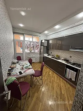 Satılır 3 otaqlı yeni tikili 70 m²