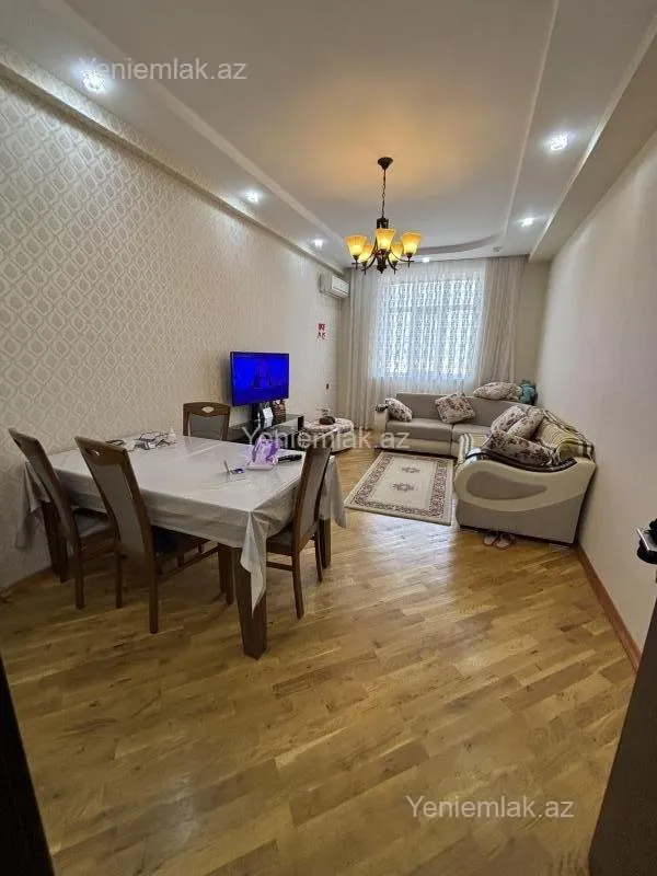 Satılır 3 otaqlı yeni tikili 70 m²