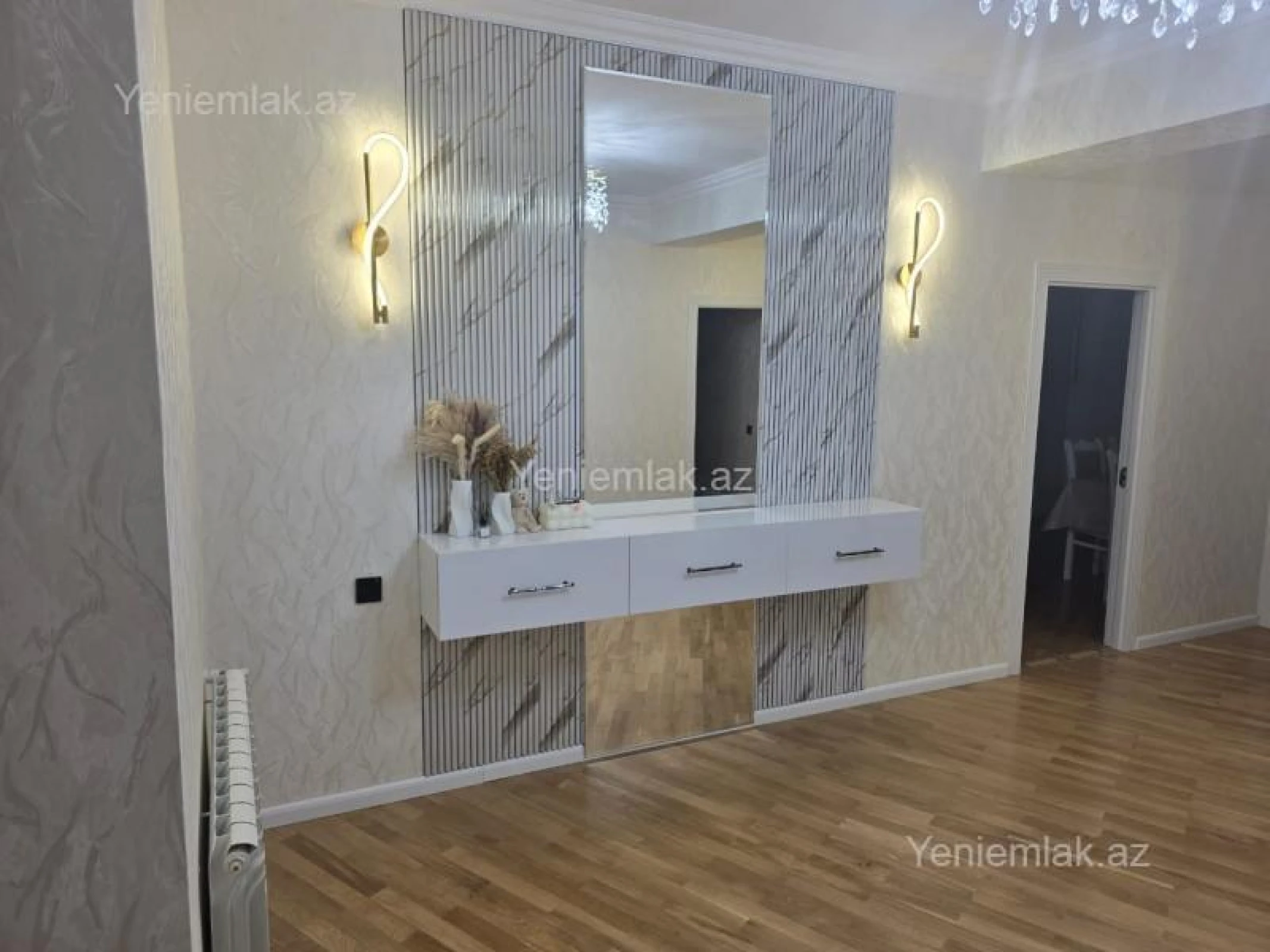 Satılır 3 otaqlı yeni tikili 125 m²