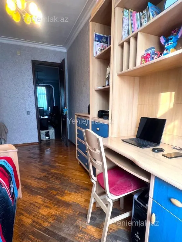 Satılır 3 otaqlı köhnə tikili 85 m²