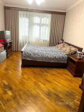 Satılır 3 otaqlı köhnə tikili 85 m²