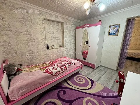 Satılır 5 otaqlı həyət evi 140 m²