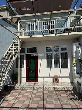Satılır 5 otaqlı həyət evi 140 m²