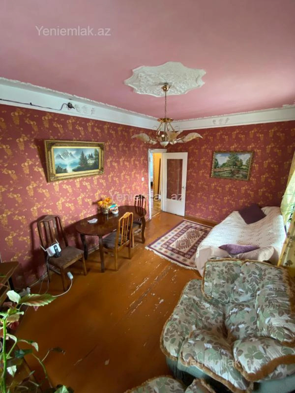 Satılır 3 otaqlı köhnə tikili 80 m²