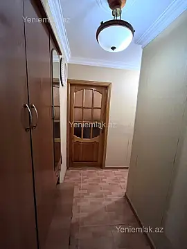 Satılır 2 otaqlı köhnə tikili 54 m²