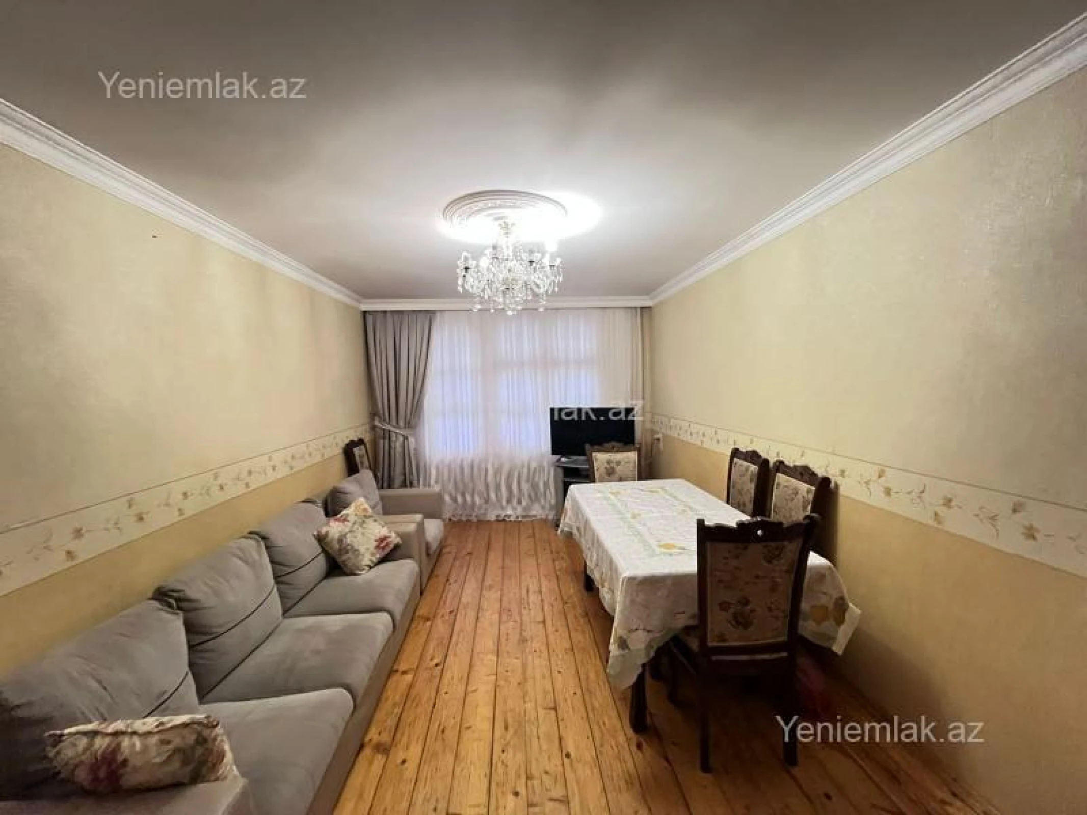Satılır 2 otaqlı köhnə tikili 54 m²