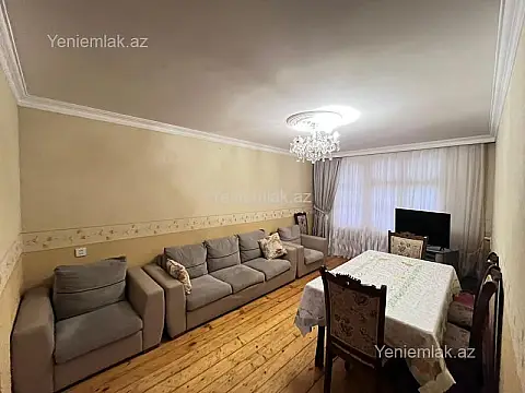 Satılır 2 otaqlı köhnə tikili 54 m²