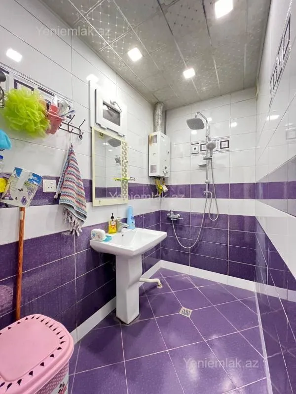 Satılır 3 otaqlı köhnə tikili 80 m²