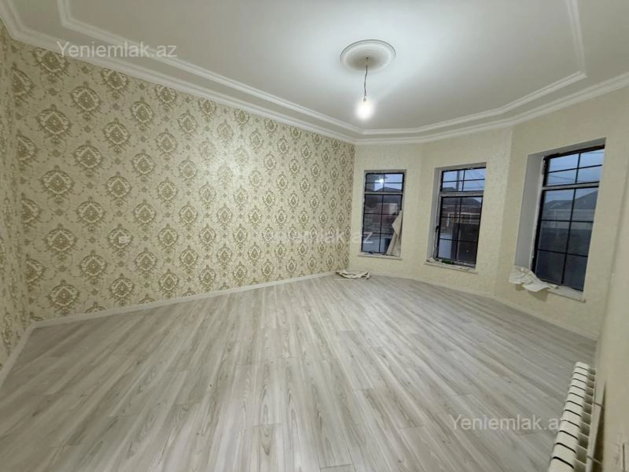 Satılır 5 otaqlı həyət evi 150 m²