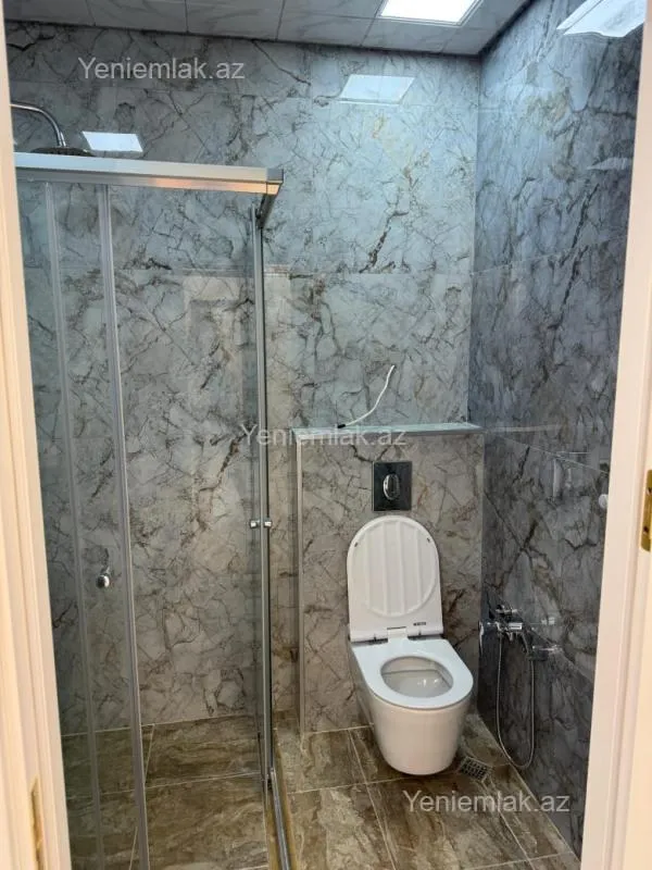 Satılır 3 otaqlı yeni tikili 86 m²