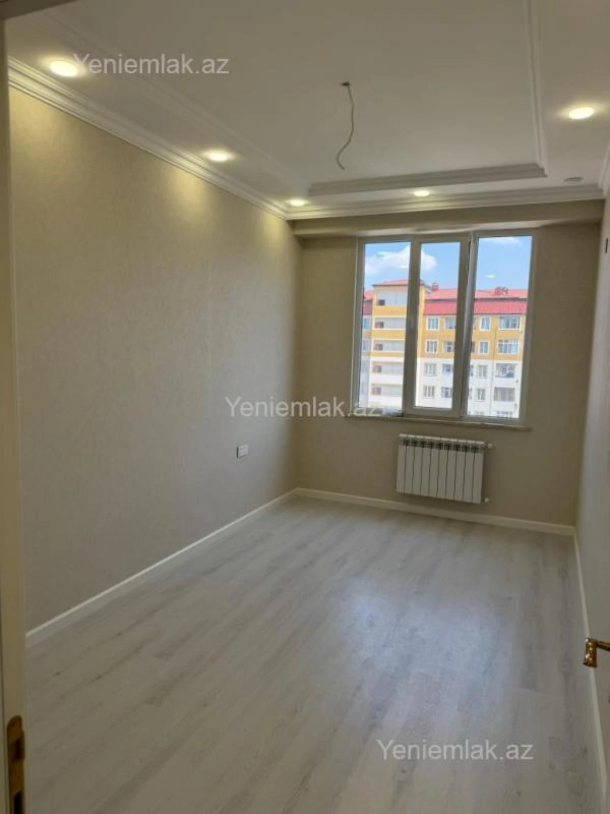 Satılır 3 otaqlı yeni tikili 86 m²