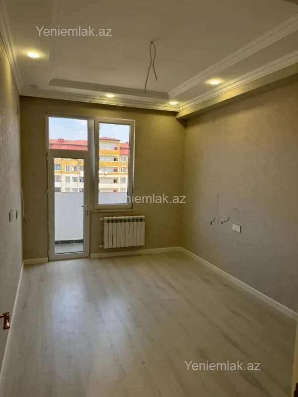 Satılır 3 otaqlı yeni tikili 86 m²