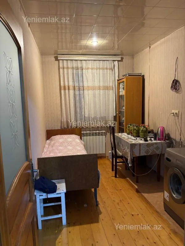 Satılır 3 otaqlı köhnə tikili 80 m²