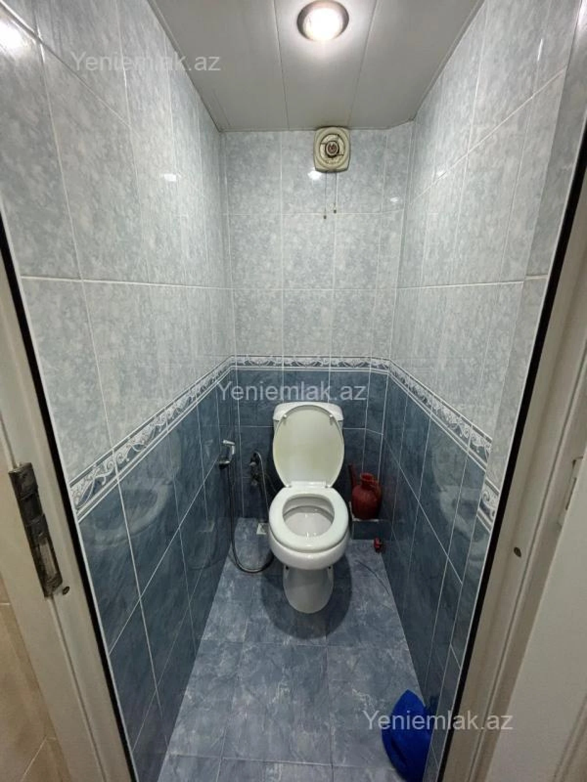 Satılır 3 otaqlı köhnə tikili 80 m²