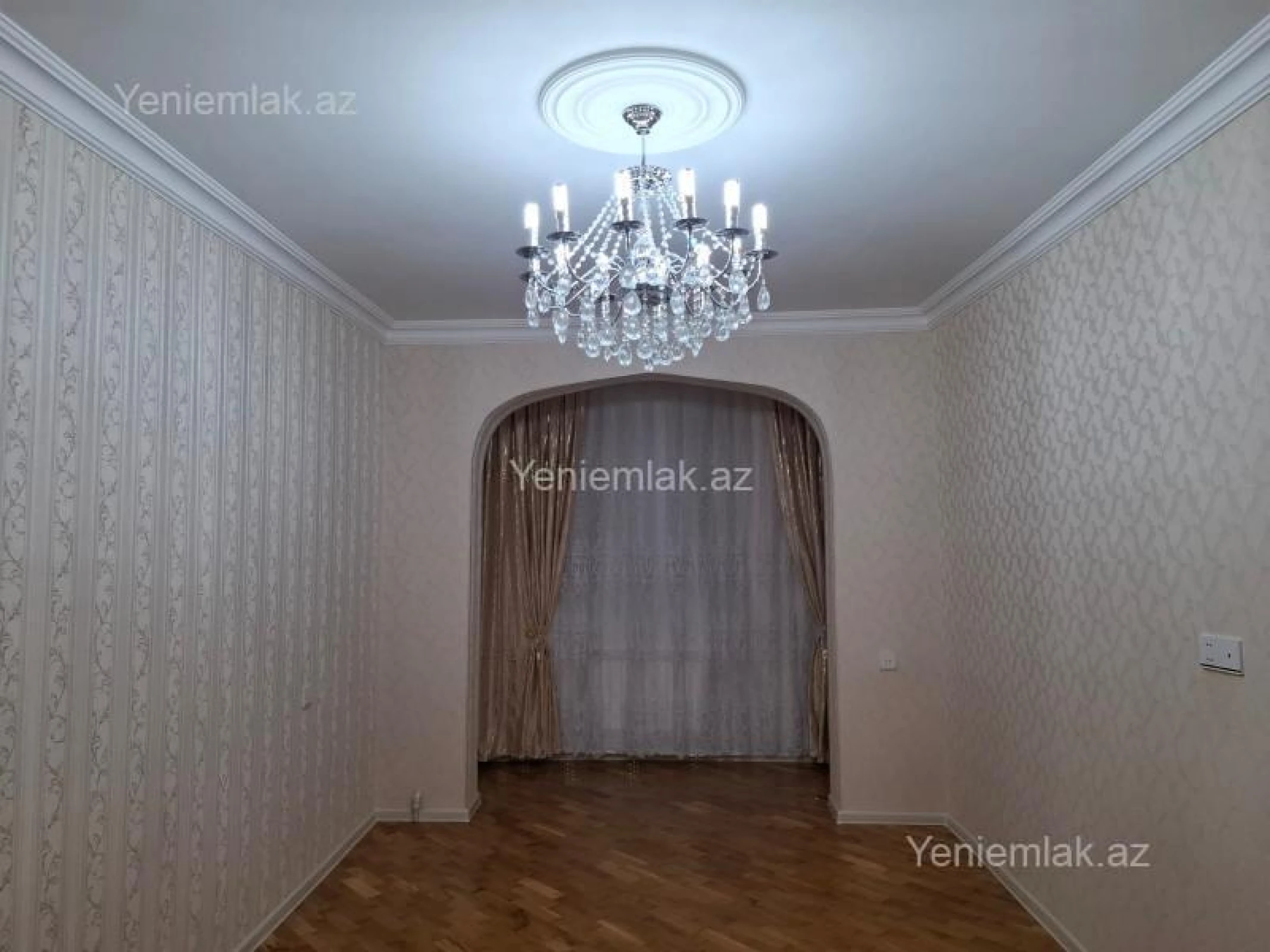Satılır 3 otaqlı köhnə tikili 80 m²
