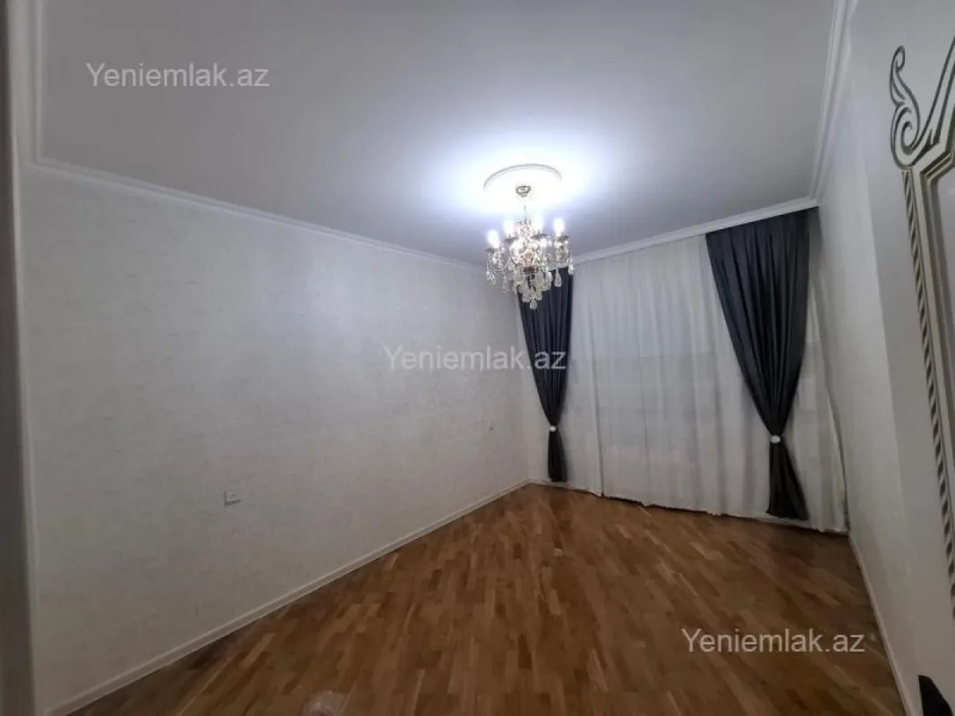 Satılır 3 otaqlı köhnə tikili 80 m²