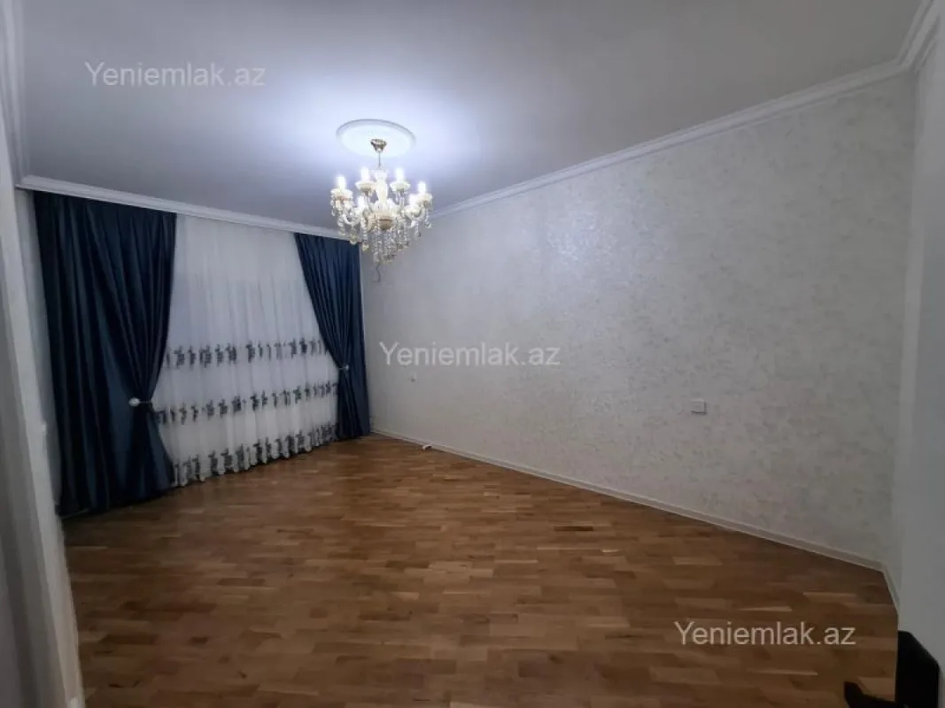 Satılır 3 otaqlı köhnə tikili 80 m²
