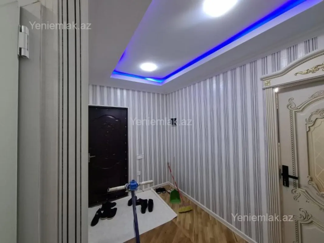 Satılır 3 otaqlı köhnə tikili 80 m²