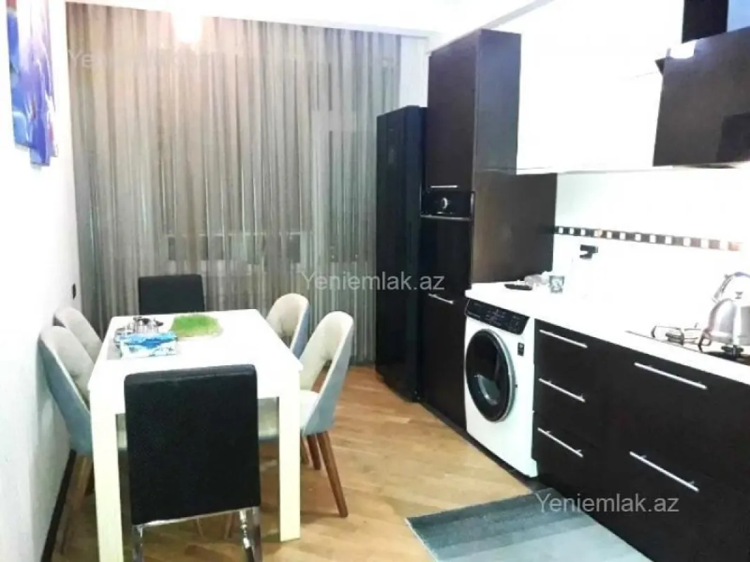 Satılır 3 otaqlı yeni tikili 90 m²