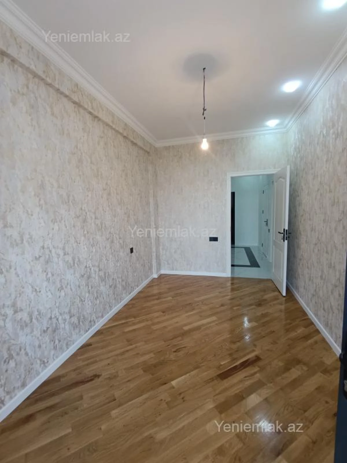 Satılır 3 otaqlı yeni tikili 84.2 m²