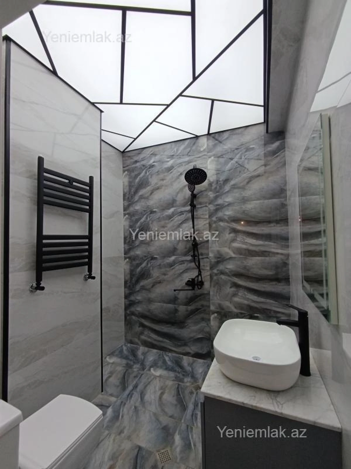 Satılır 3 otaqlı yeni tikili 84.2 m²