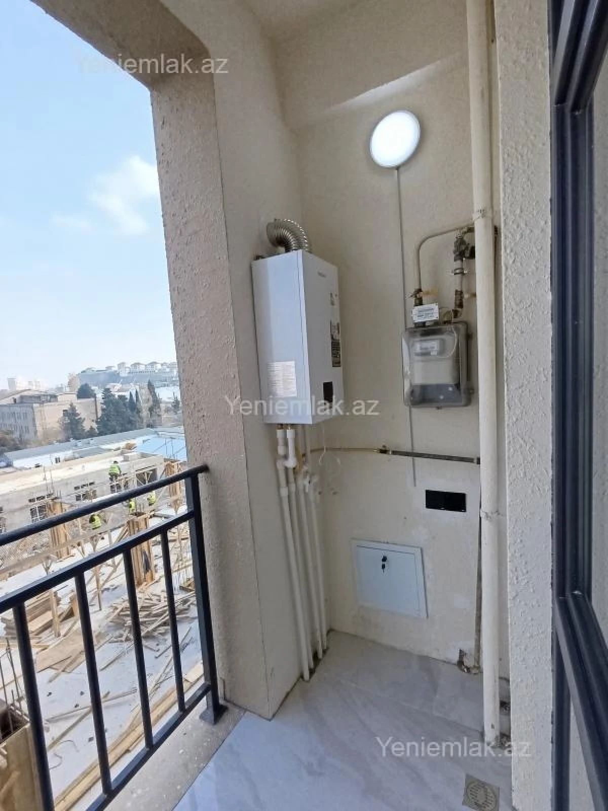 Satılır 3 otaqlı yeni tikili 84.2 m²