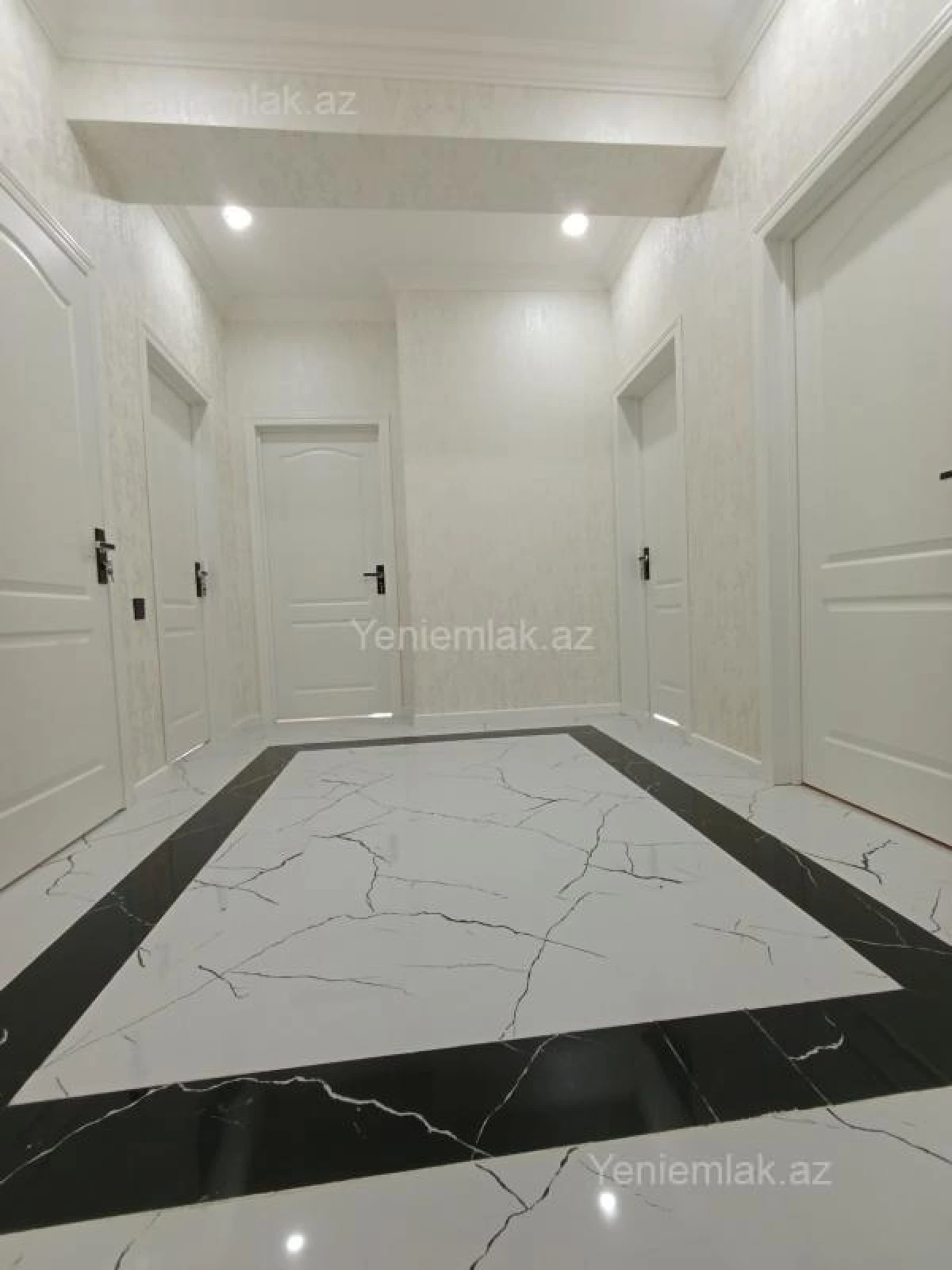 Satılır 3 otaqlı yeni tikili 84.2 m²