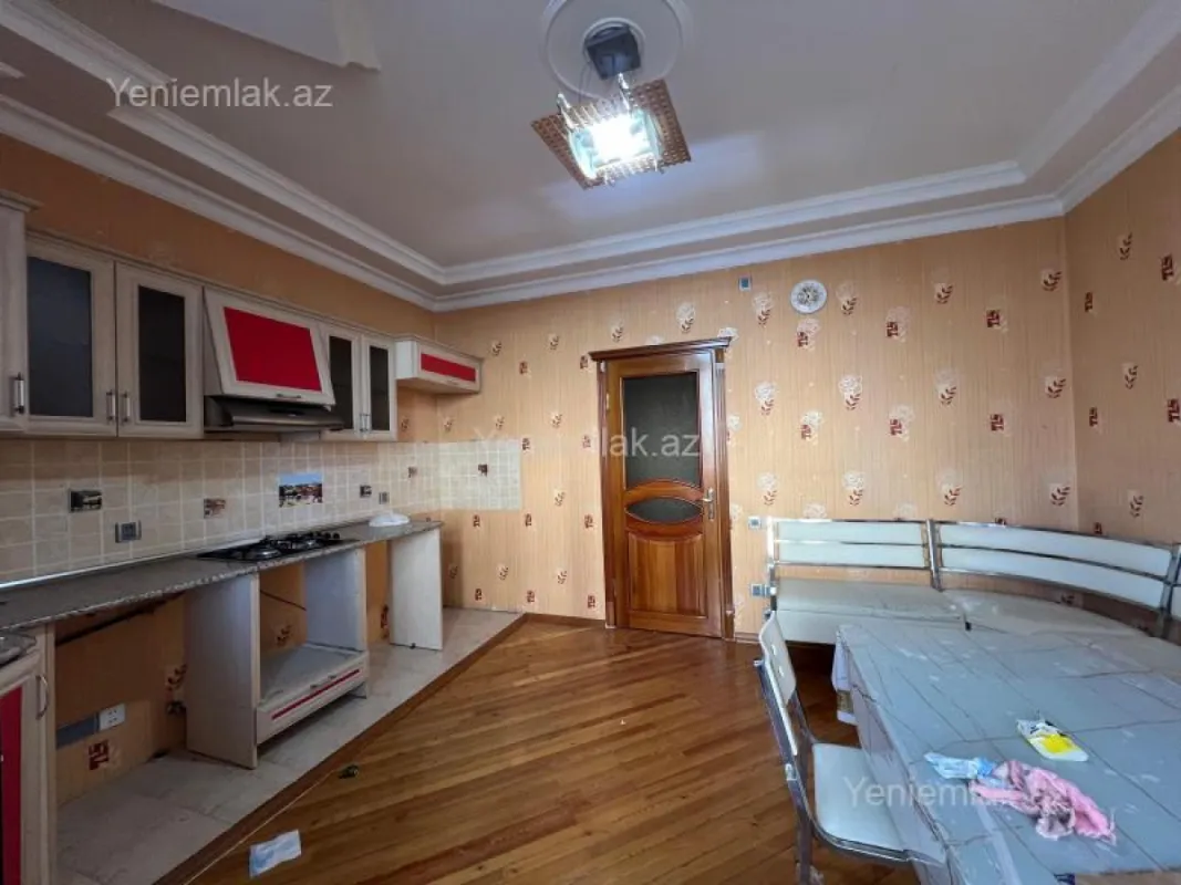 Satılır 3 otaqlı yeni tikili 122 m²
