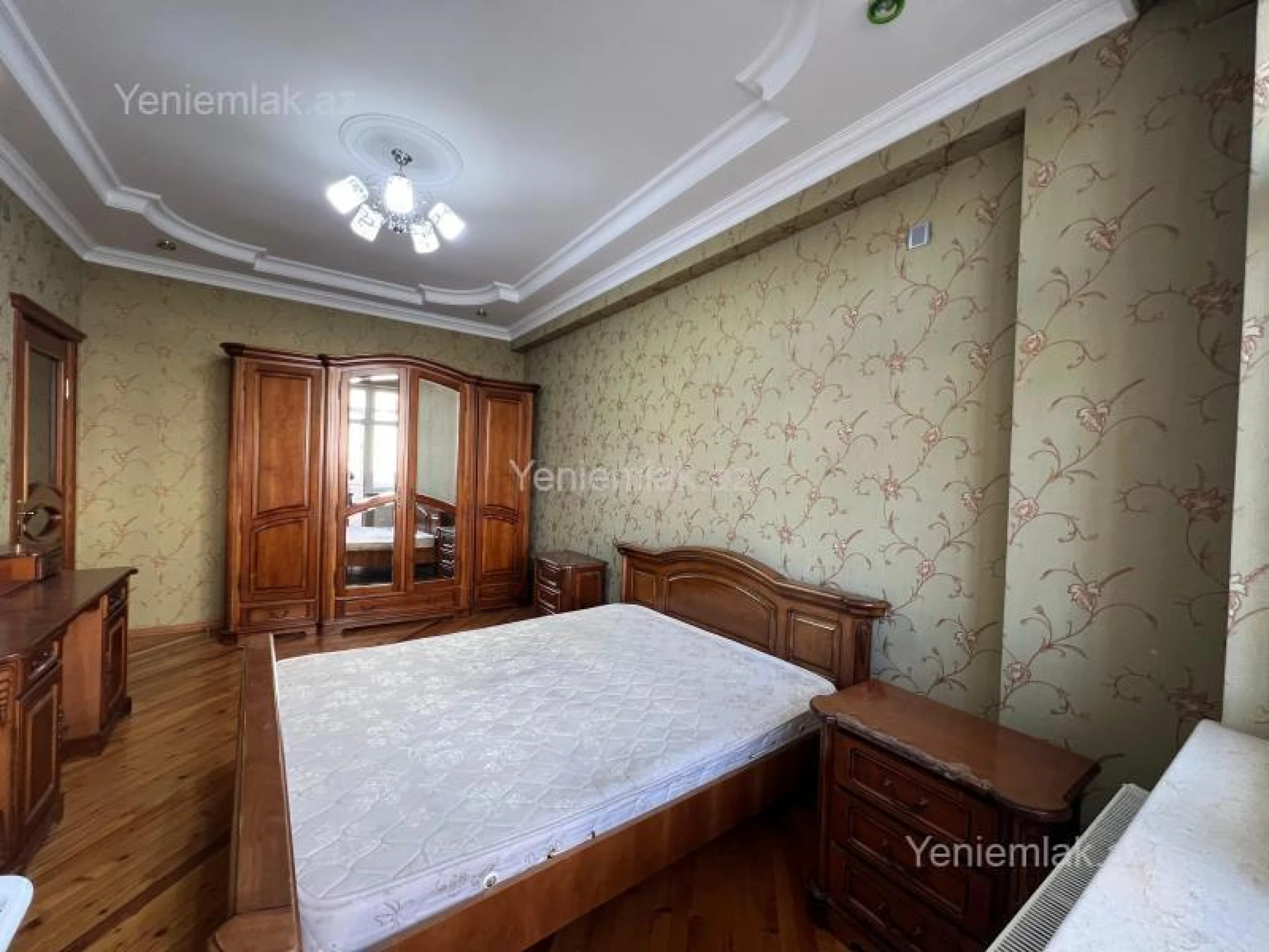 Satılır 3 otaqlı yeni tikili 122 m²