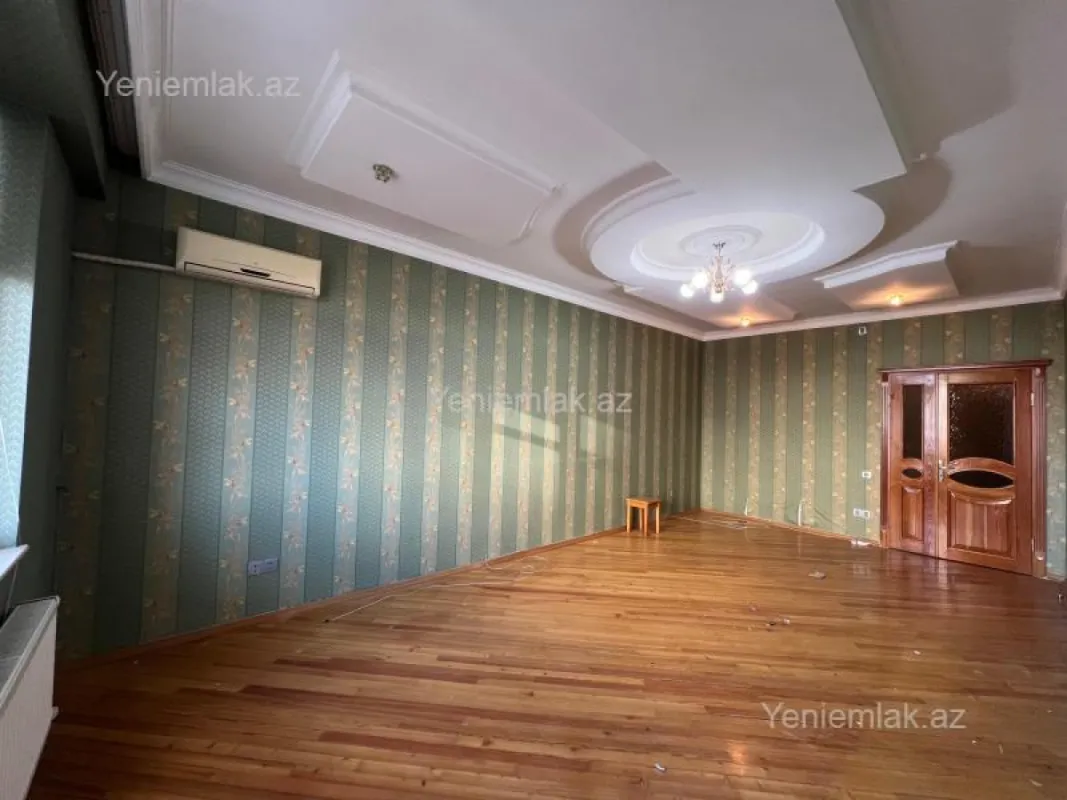 Satılır 3 otaqlı yeni tikili 122 m²