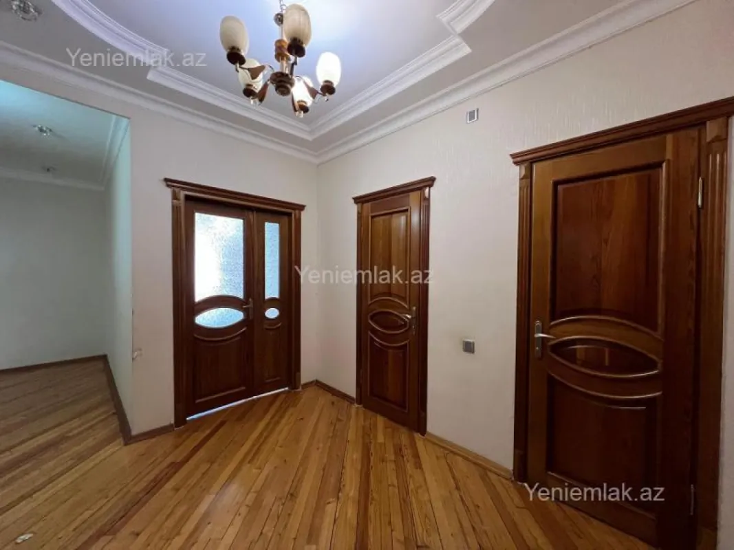 Satılır 3 otaqlı yeni tikili 122 m²