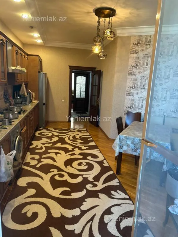 Satılır 3 otaqlı yeni tikili 156 m²