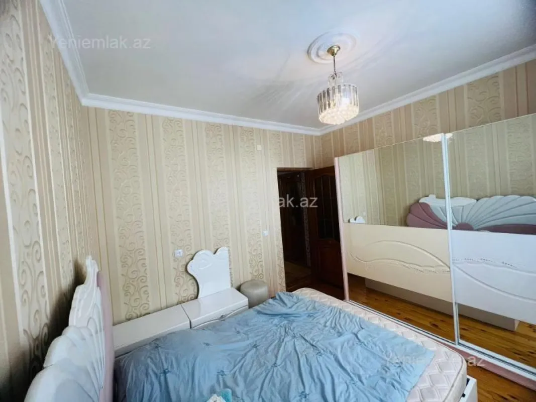 Satılır 4 otaqlı həyət evi 100 m²