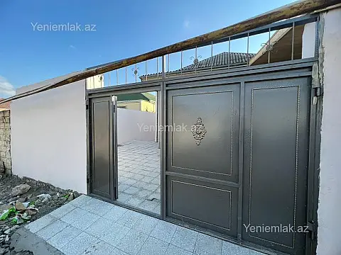Satılır 4 otaqlı həyət evi 100 m²